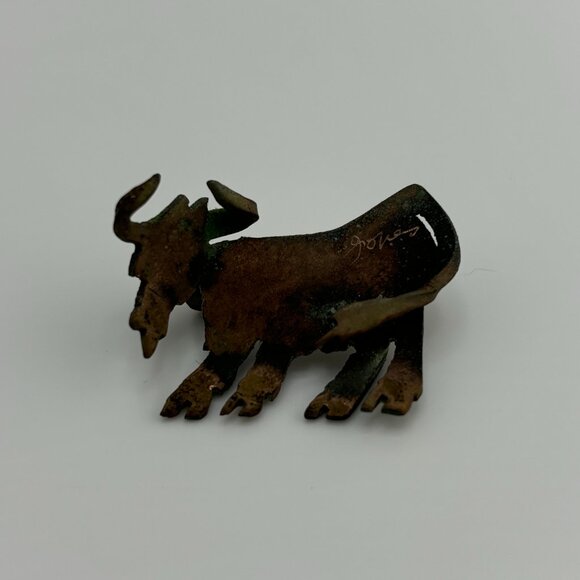 Signed Highland Cow Metal Brooch - Picture 4 of 4
